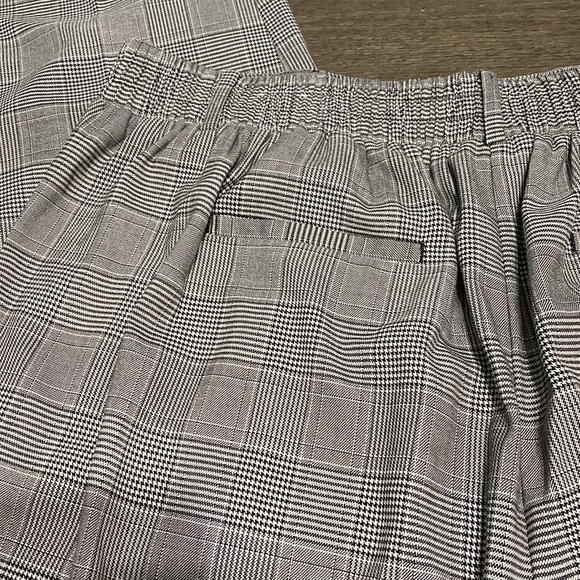 NWT Womens Lane Bryant Black and white plaid/houndstooth dress pants | Size 20 - Picture 6 of 10